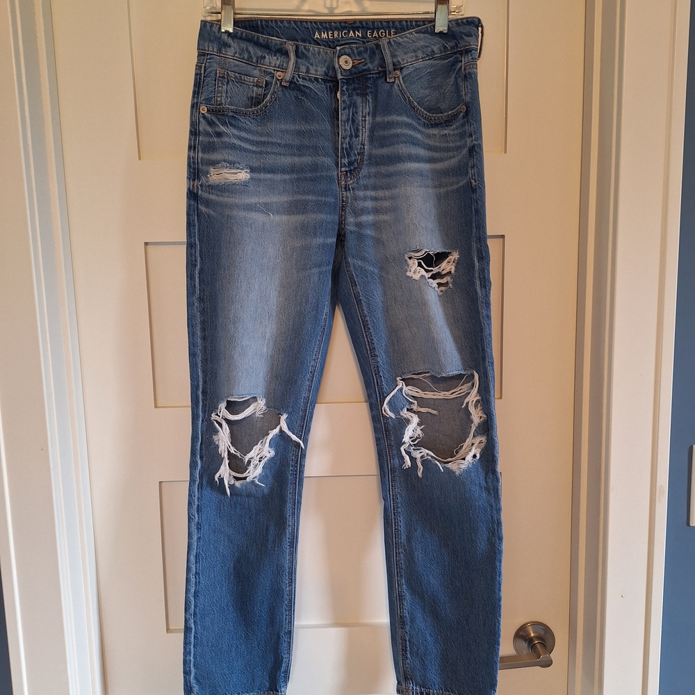 American Eagle Outfitters Women's Distressed Blue Boyfriend Jeans